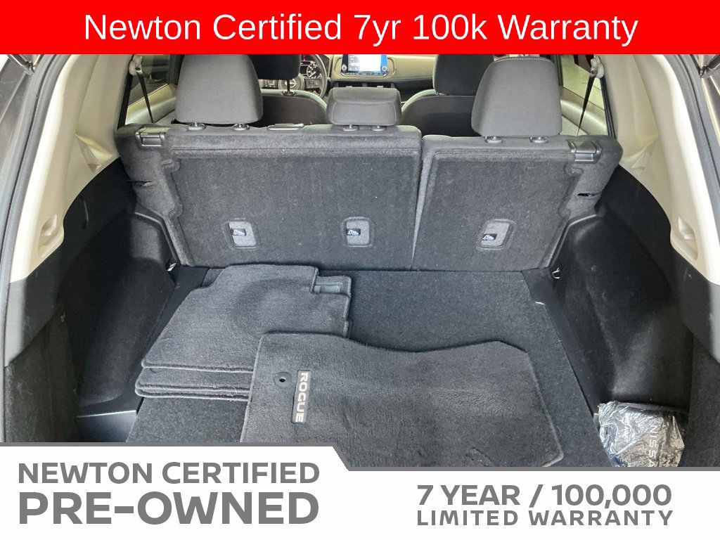 Used 2023 Nissan Rogue S FWD image 18