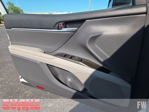 Used 2023 Toyota Camry LE image 16