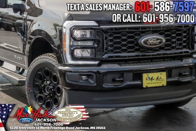 New 2026 Ford F250 XLT w/ XLT Premium Package AWD/4WD image 24
