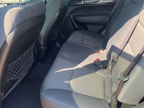 Used 2013 Kia Sorento LX image 8