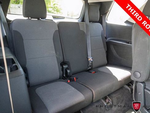 Used 2020 Chevrolet Traverse LT FWD image 5