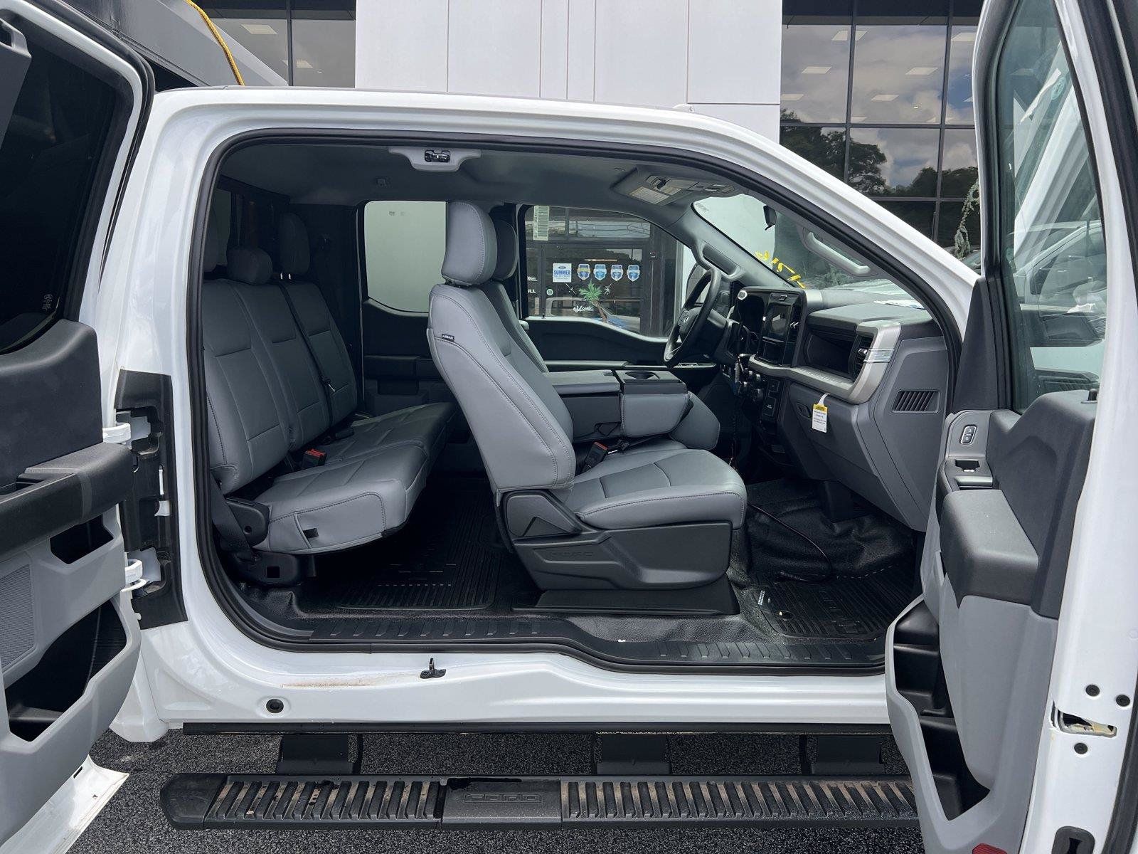 New 2025 Ford F350 XL w/ XL Chrome Package AWD/4WD image 16
