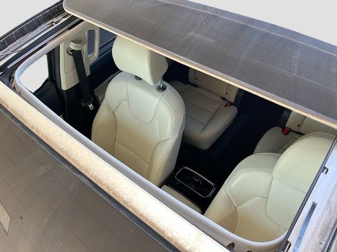 Used 2023 Kia Telluride SX FWD image 23