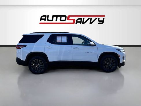 Used 2023 Chevrolet Traverse RS FWD image 8