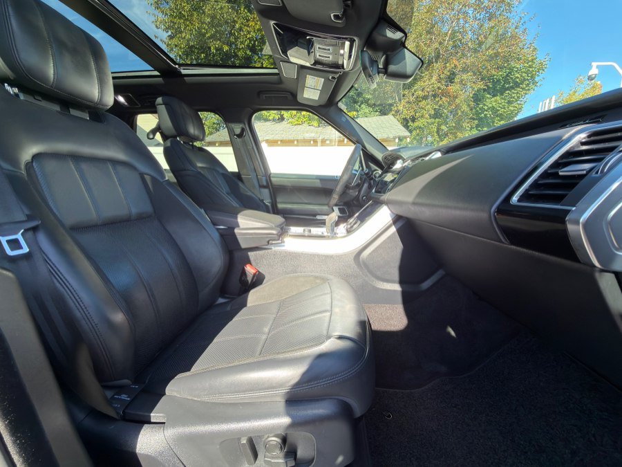 Used 2021 Land Rover Range Rover Sport HST AWD/4WD image 43