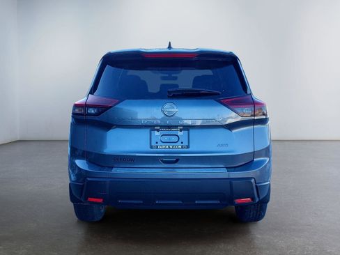 New 2026 Nissan Rogue SV w/ Cold Weather Package image 4