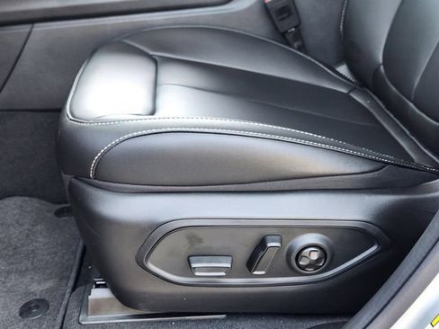 New 2025 Jeep Grand Cherokee L Limited image 19