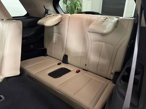 Used 2023 INFINITI QX60 Luxe w/ Performance Audio Package AWD/4WD image 34