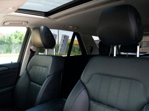 Used 2018 Mercedes-Benz GLE 43 AMG 4MATIC w/ Night Package image 29