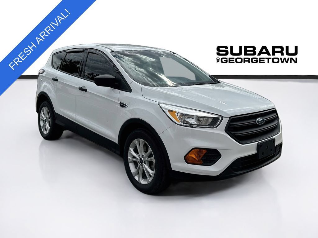 Used 2017 Ford Escape S FWD image 1