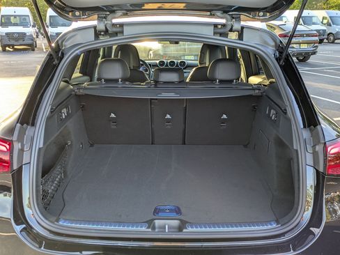 New 2026 Mercedes-Benz GLC 300 image 31