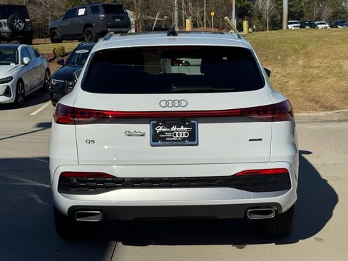 New 2025 Audi Q5 2.0T Premium image 12