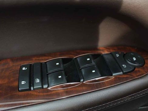 Used 2015 Buick Enclave Leather image 13