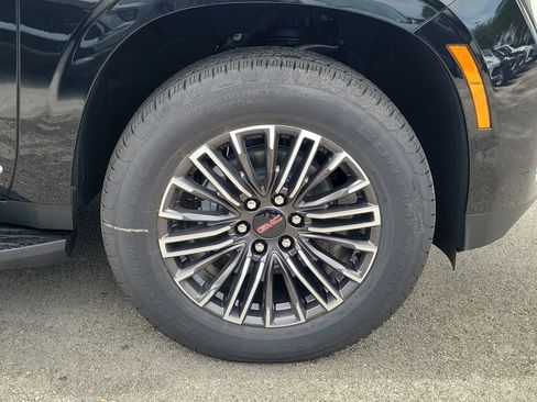New 2026 GMC Yukon XL Elevation RWD image 4