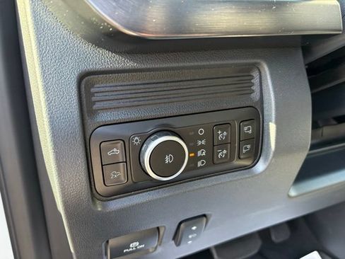Used 2026 Ford F350 Lariat w/ Black Appearance Package AWD/4WD image 22