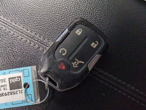 Used 2018 GMC Terrain SLT w/ Preferred Package image 44