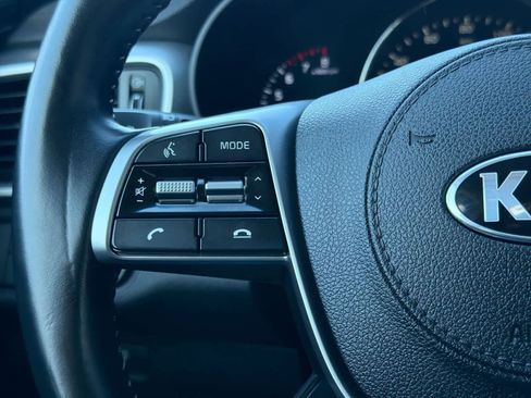 Used 2019 Kia Sorento EX image 26