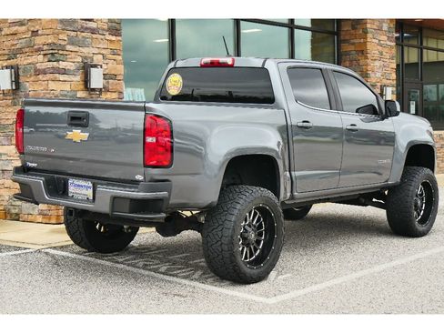 Used 2018 Chevrolet Colorado W/T w/ WT Convenience Package AWD/4WD image 3