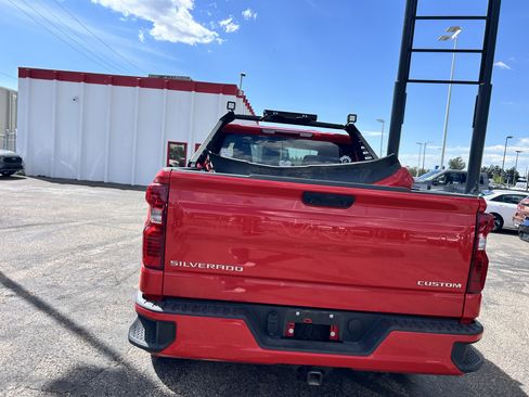 Used 2024 Chevrolet Silverado 1500 Custom AWD/4WD image 4