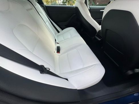 Used 2022 Tesla Model 3 Performance image 14