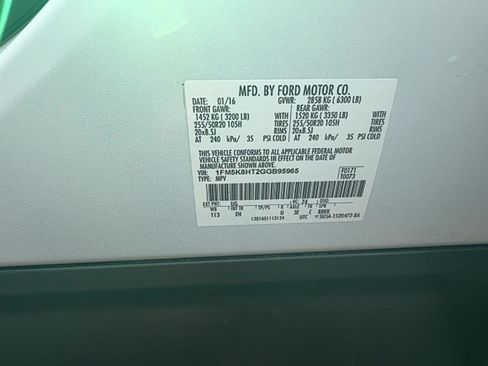 Used 2016 Ford Explorer Platinum AWD/4WD image 35