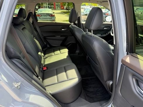 Certified 2023 Nissan Rogue SV w/ SV Premium B Package AWD/4WD image 33