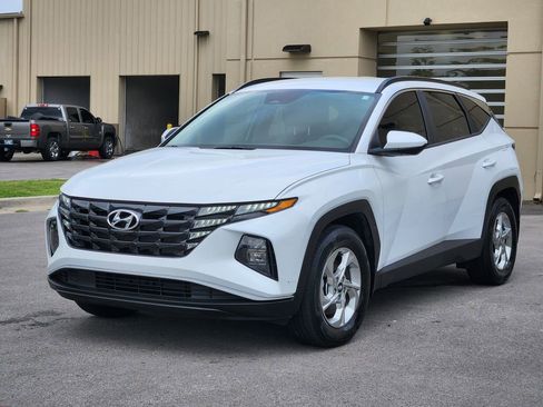 Certified 2024 Hyundai Tucson SEL FWD image 2