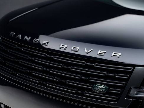 Used 2024 Land Rover Range Rover Long Wheelbase Autobiography AWD/4WD image 13