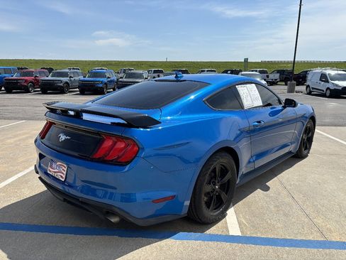 Used 2020 Ford Mustang Coupe RWD image 5