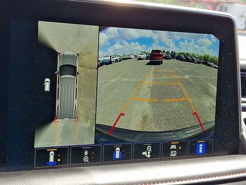 Used 2024 Chevrolet Tahoe RST w/ RST Performance Edition image 25