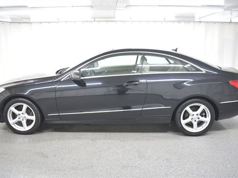 Used 2010 Mercedes-Benz E 350 Coupe image 4