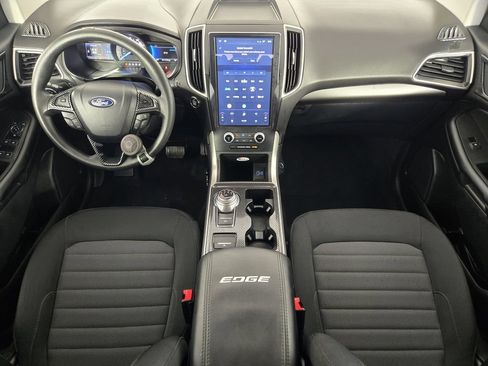 Used 2024 Ford Edge SE w/ Black Appearance Package AWD/4WD image 28