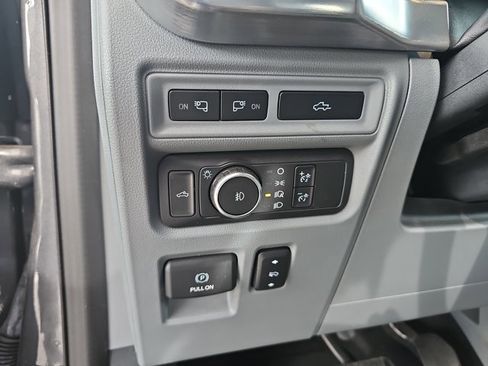 Used 2021 Ford F150 Lariat image 13