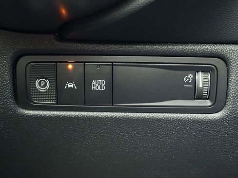 New 2026 Chevrolet Equinox EV LT image 28