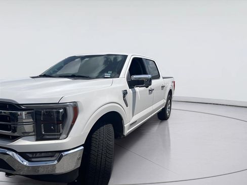 Used 2021 Ford F150 Lariat w/ Equipment Group 502A High AWD/4WD image 4