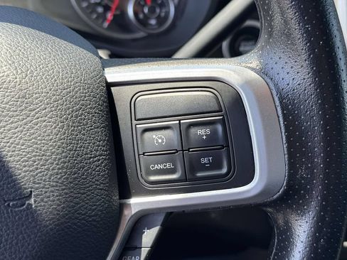 Used 2022 RAM 2500 Big Horn AWD/4WD image 24