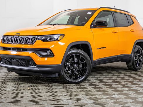 New 2026 Jeep Compass Latitude image 2