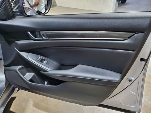 Used 2022 Honda Accord Sport image 16