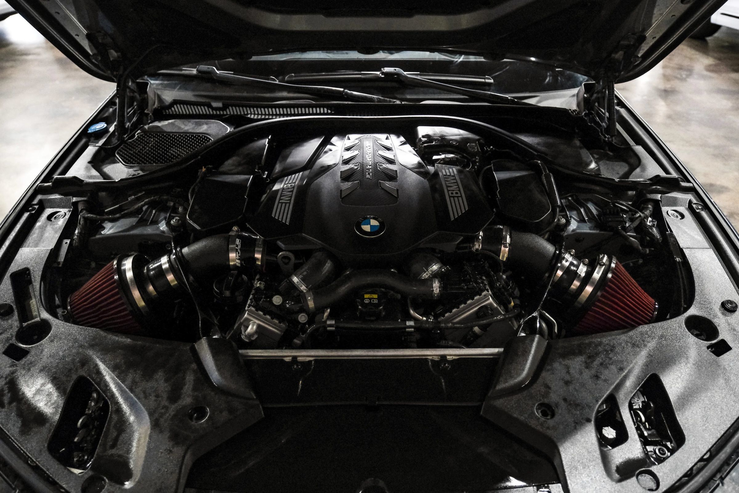 Used 2020 BMW M550i xDrive w/ Executive Package AWD/4WD image 50