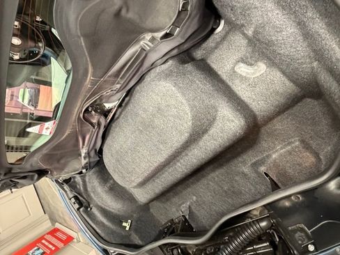 Used 2008 Saturn Sky w/ Premium Trim Package image 36