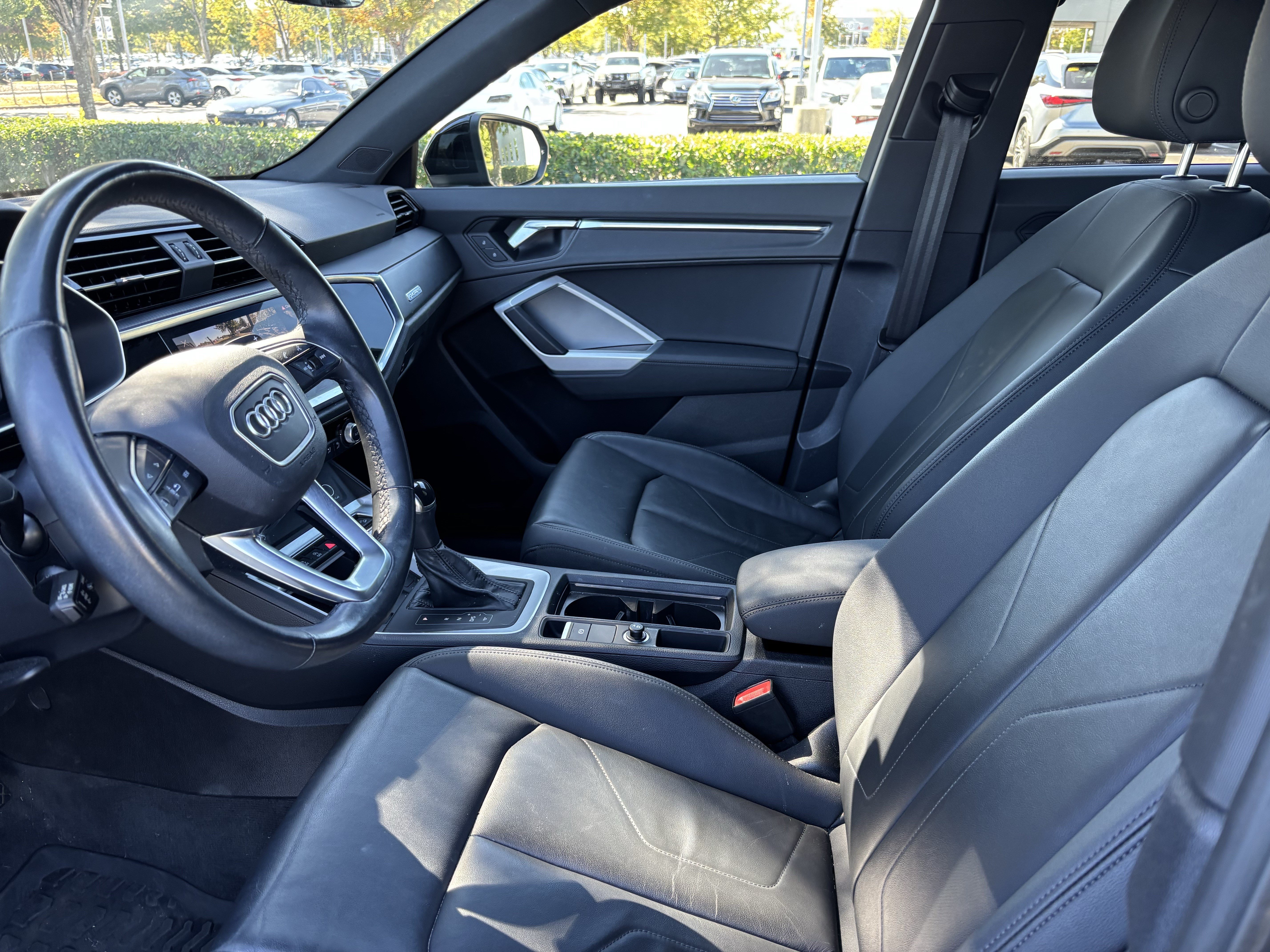 Used 2023 Audi Q3 2.0T Premium Plus AWD/4WD image 17
