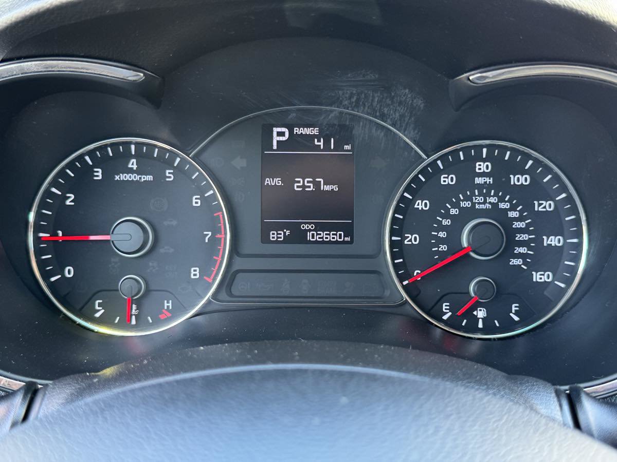 Used 2017 Kia Forte LX FWD image 28
