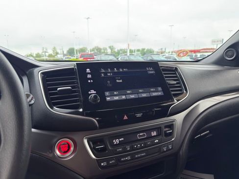 Used 2021 Honda Passport Sport image 22