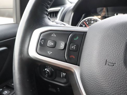 Used 2022 RAM 1500 Big Horn AWD/4WD image 35