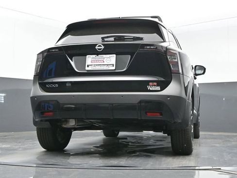 New 2026 Nissan Kicks SR w/ Illumination Package FWD image 22