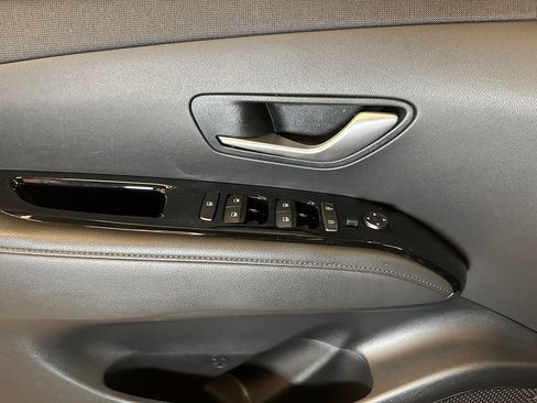 Used 2022 Hyundai Tucson Limited AWD/4WD image 18