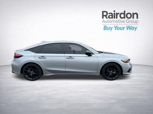 Used 2023 Honda Civic Sport image 8