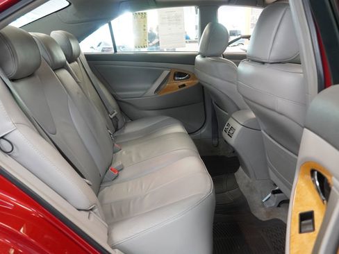 Used 2007 Toyota Camry V6 FWD image 28