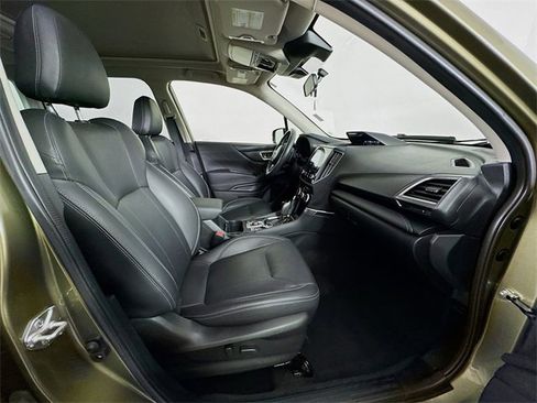 Used 2023 Subaru Forester Touring image 47