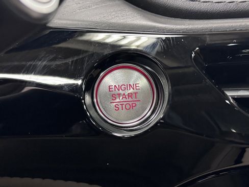 Used 2023 Acura MDX SH-AWD w/ Advance Package image 31